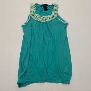 ⭐️ Calvin Klein Jeans blue and white size small petite🍁